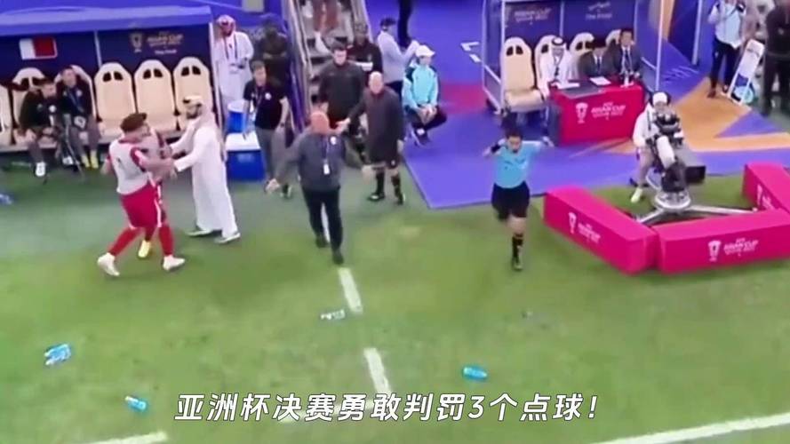 Giật Mắt Trái Nữ